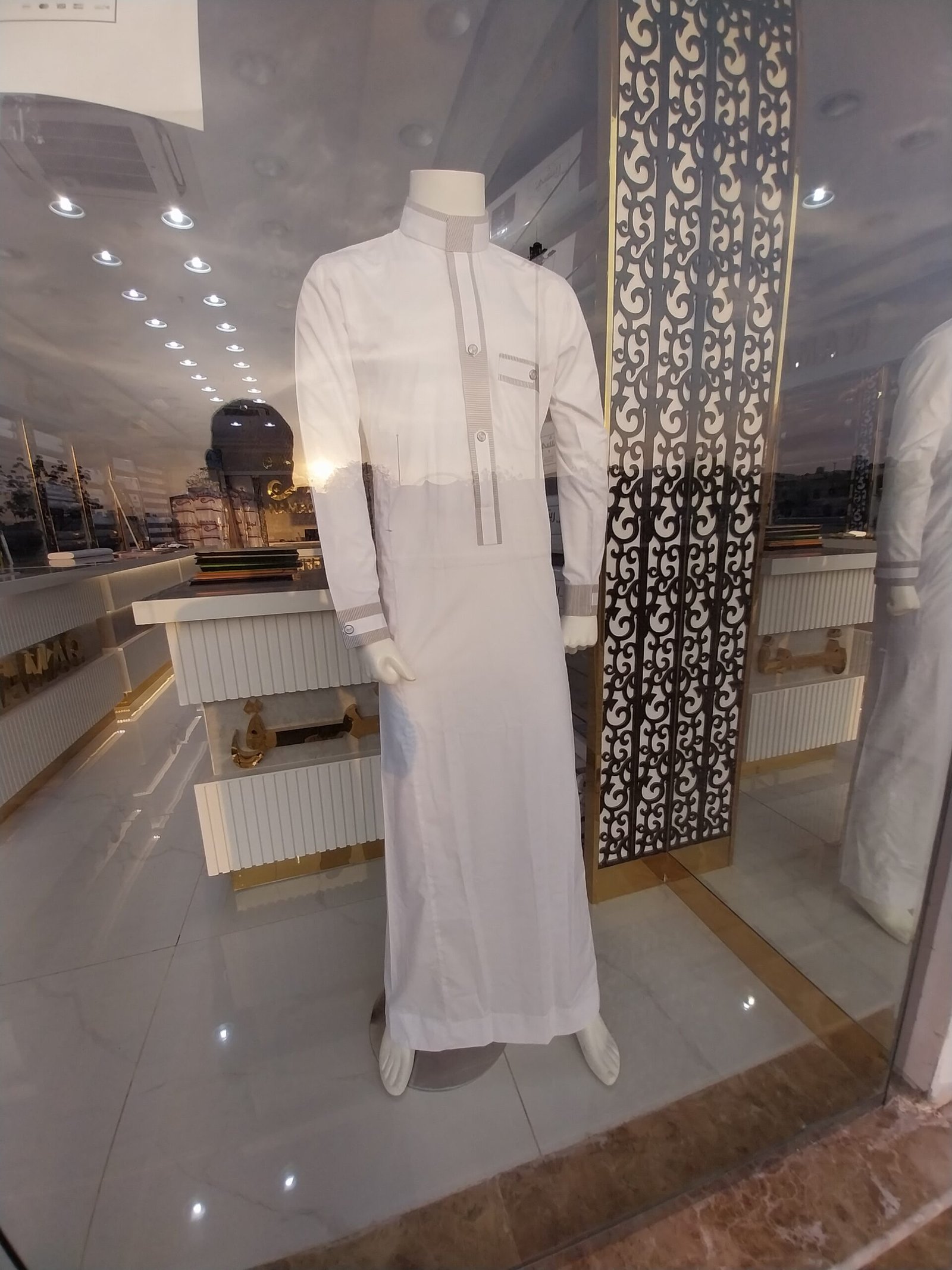 Buy Arabic Thobe Online Made in Al Madinah al Munawwarah Saudi Arabia